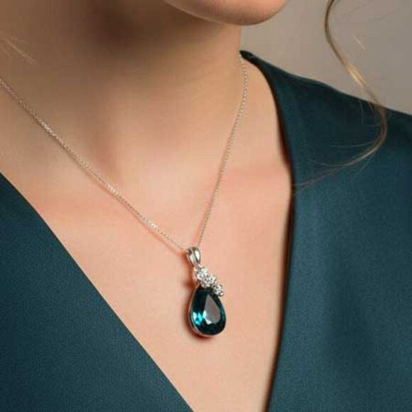 Ladies Dark Blue Flower Crystal Necklace - Picture 4 of 9